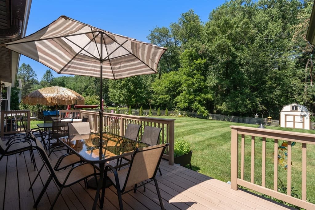 16 Burbank Lane, Lancaster MA 01523 photo 36