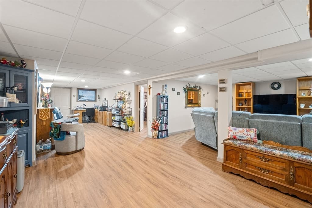 16 Burbank Lane, Lancaster MA 01523 photo 28