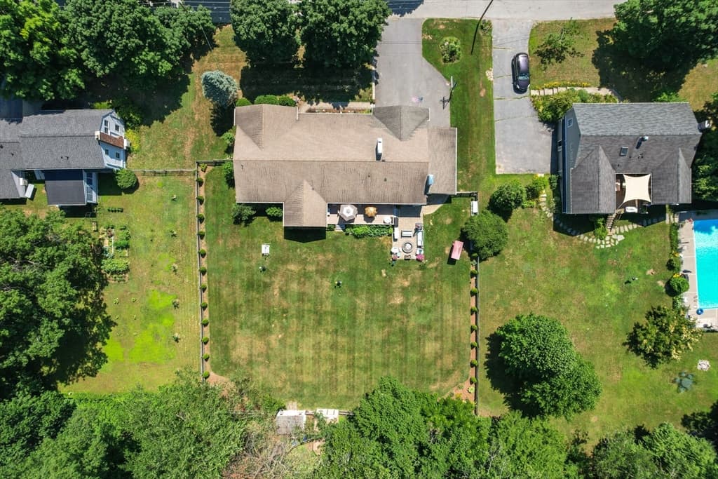 16 Burbank Lane, Lancaster MA 01523 photo 41