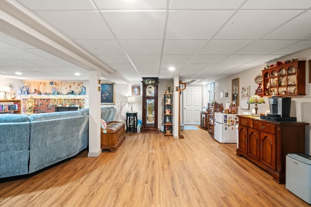 16 Burbank Lane, Lancaster MA 01523 photo 29