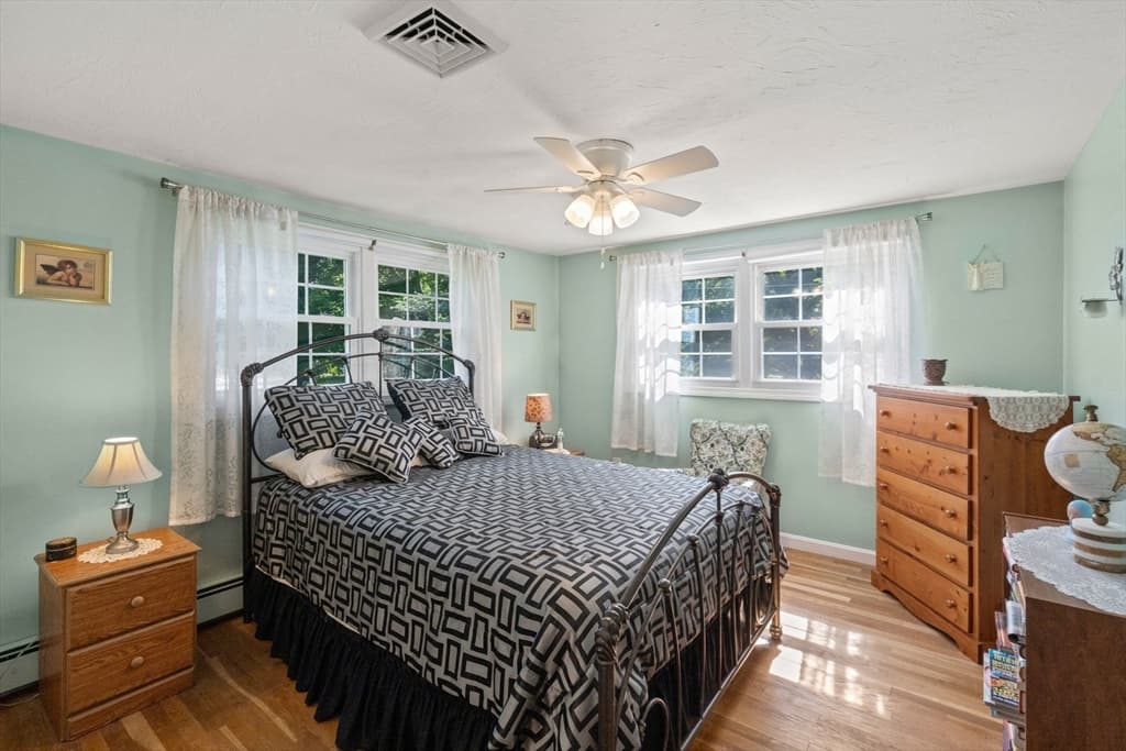 16 Burbank Lane, Lancaster MA 01523 photo 25