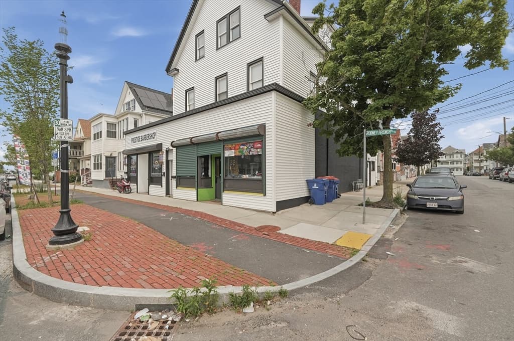34 West Rodney French Blvd, New Bedford MA 02744 photo 2