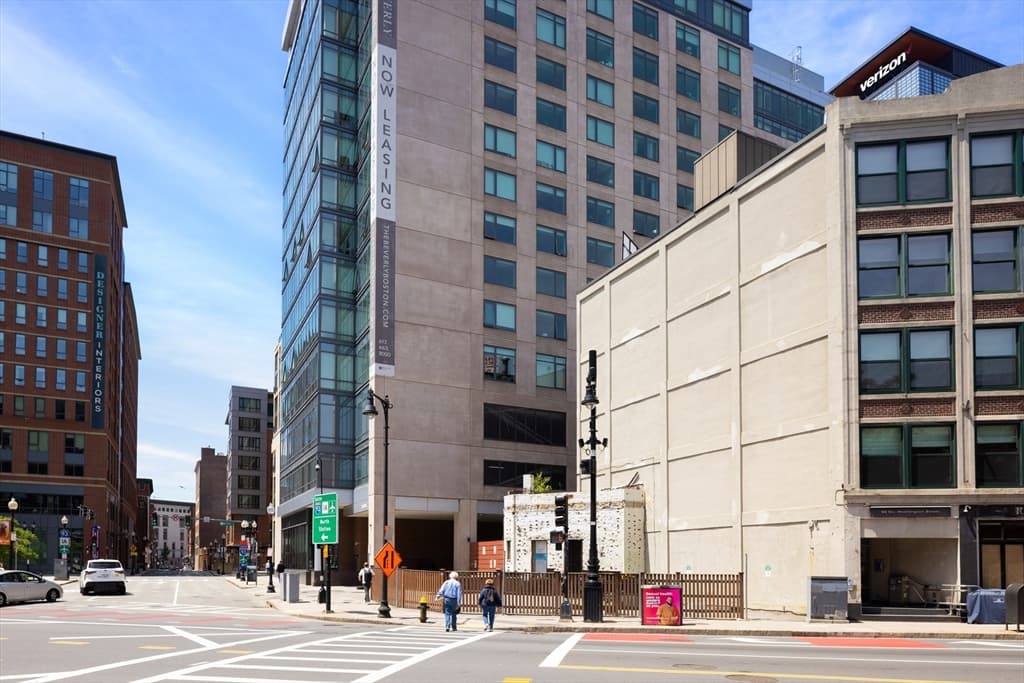 88 North Washington, Boston MA 02114 photo 3