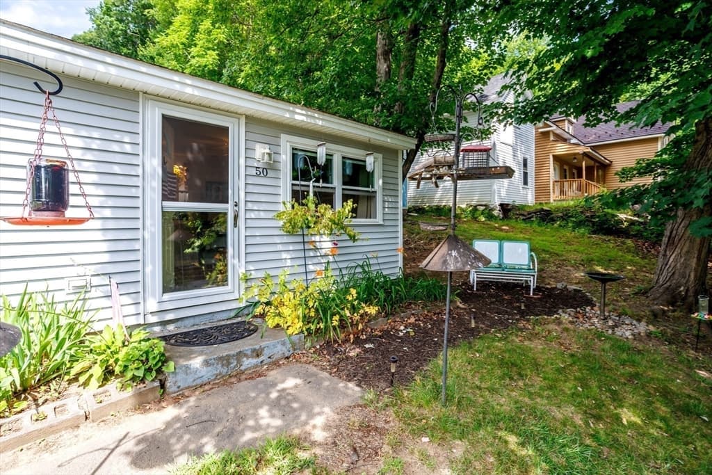 50 Grand St, Fitchburg MA 01420 photo 5