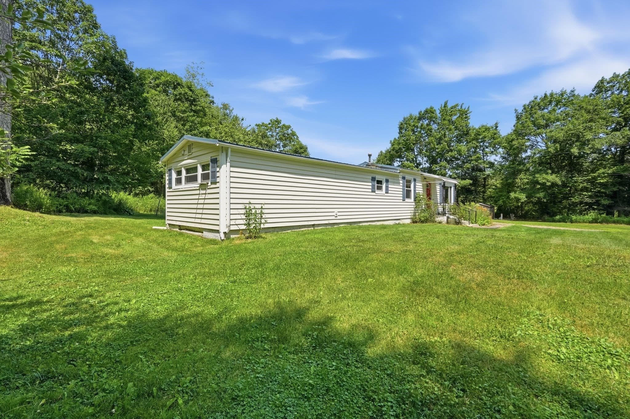 Single Family Residence at 78 Searle Rd, Huntington MA 01050, photo 6 of 32