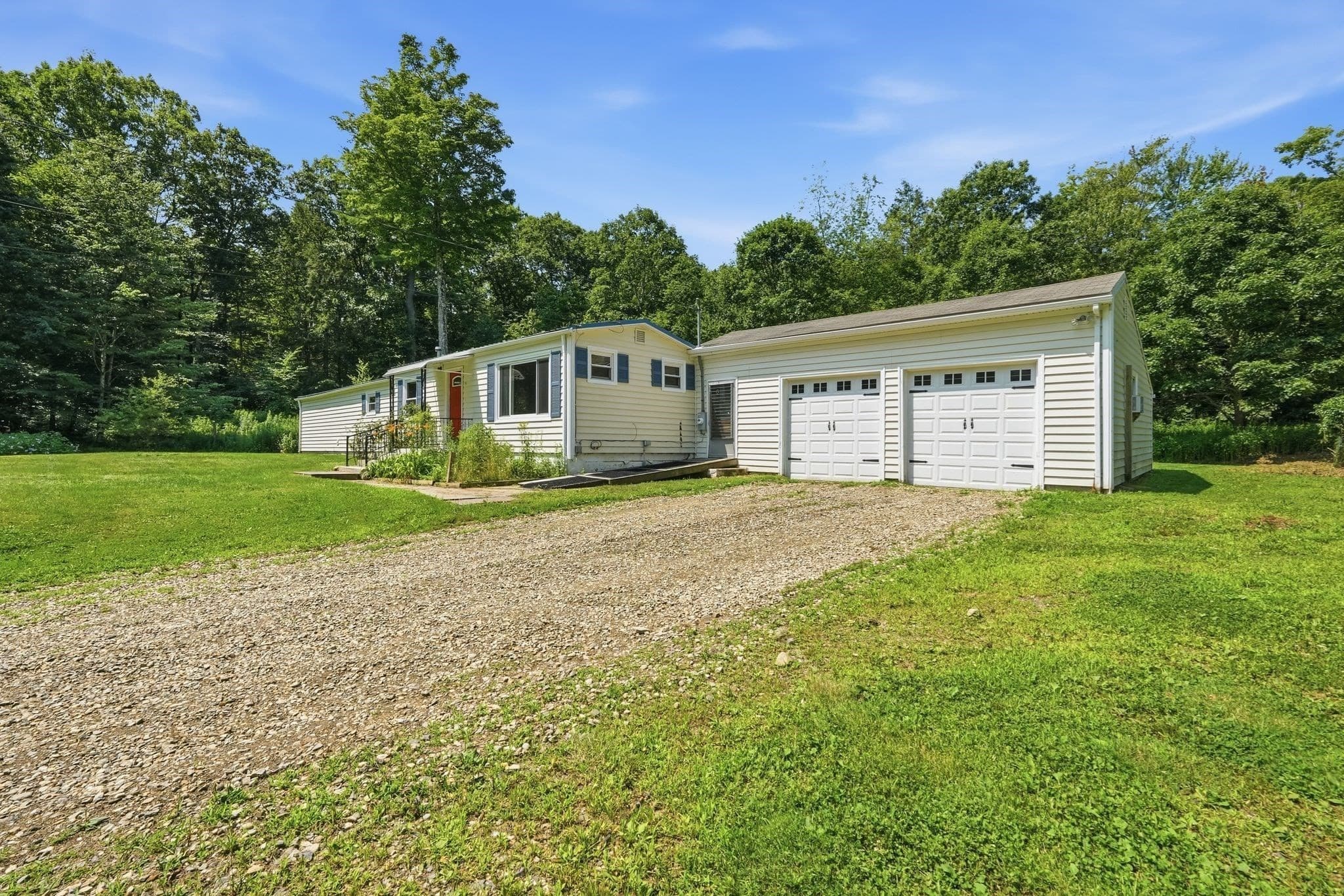 Single Family Residence at 78 Searle Rd, Huntington MA 01050, photo 4 of 32