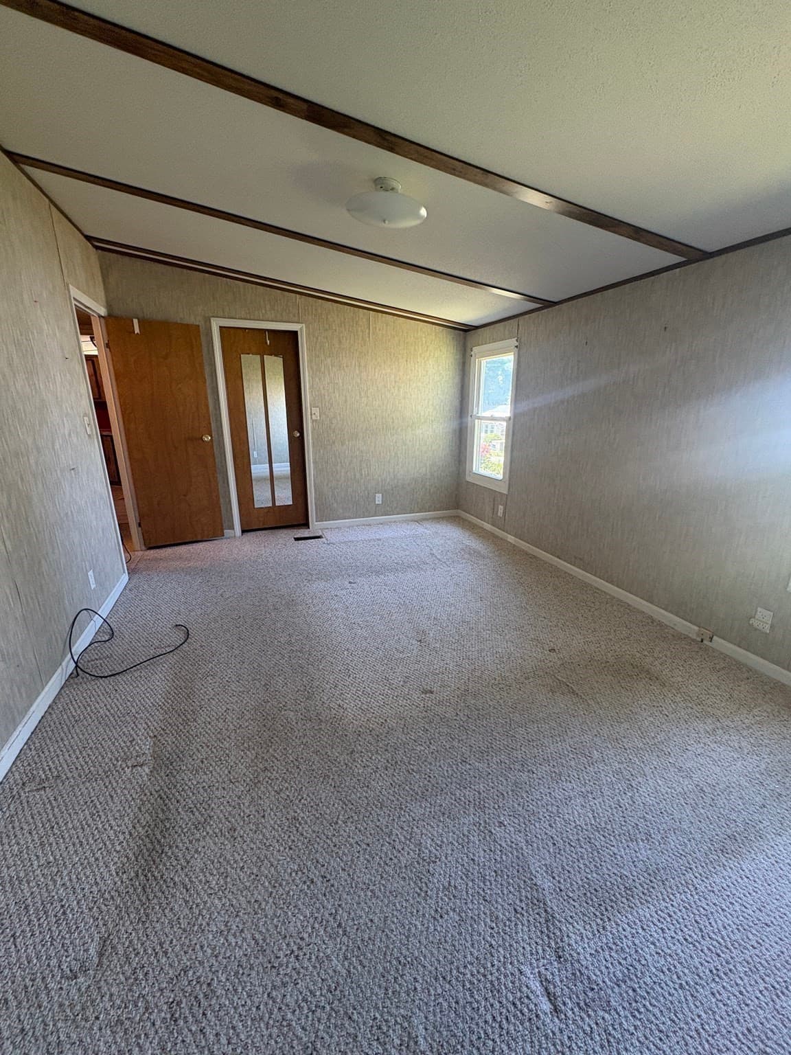 Mobile Home at 117 Vista Lane, Sturbridge MA 01566, photo 16 of 21