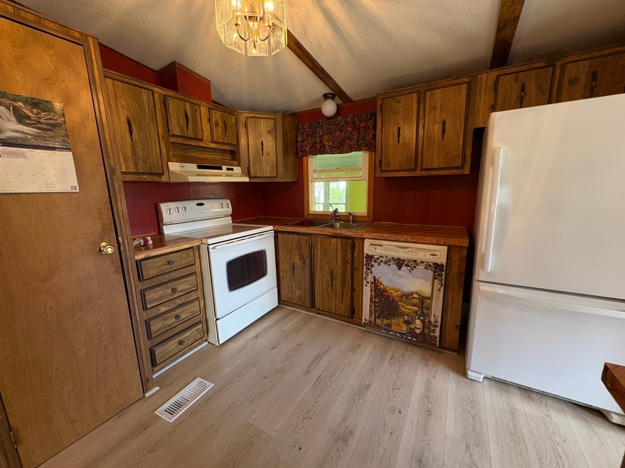Mobile Home at 117 Vista Lane, Sturbridge MA 01566, photo 7 of 21