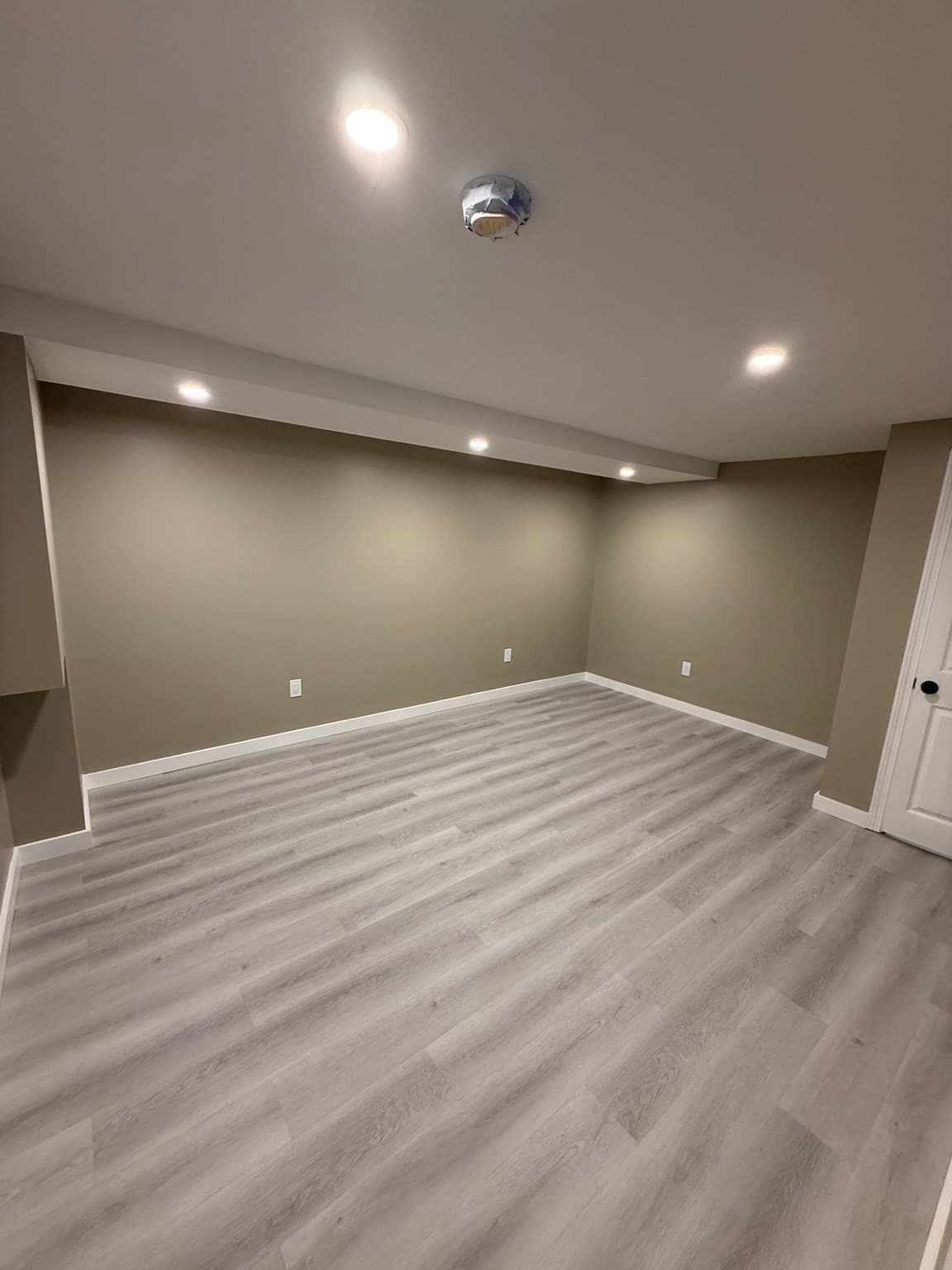 Single Family Residence at 329 Woodside Rd, Barnstable MA 02668, Barnstable, photo 20 of 26