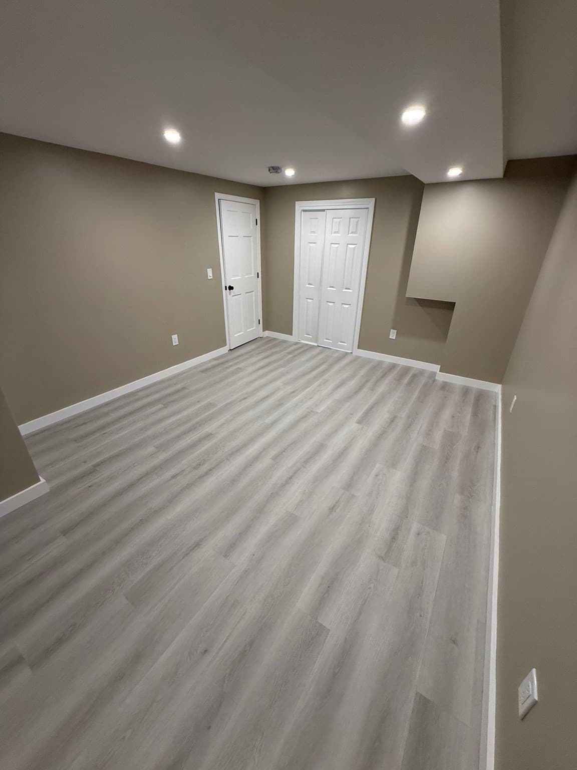 Single Family Residence at 329 Woodside Rd, Barnstable MA 02668, Barnstable, photo 18 of 26