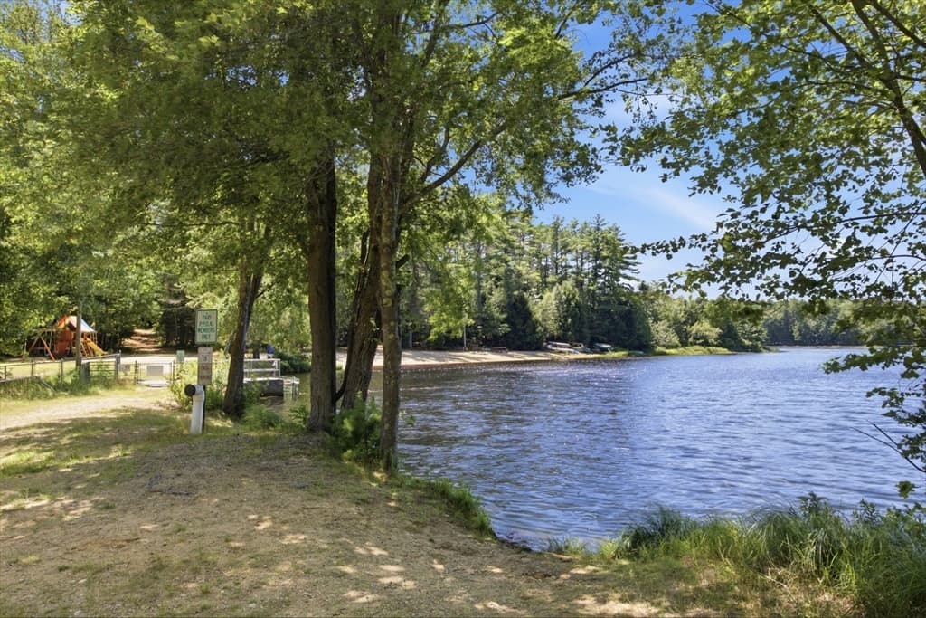 11 Navajo St, Hubbardston MA 01452 photo 35