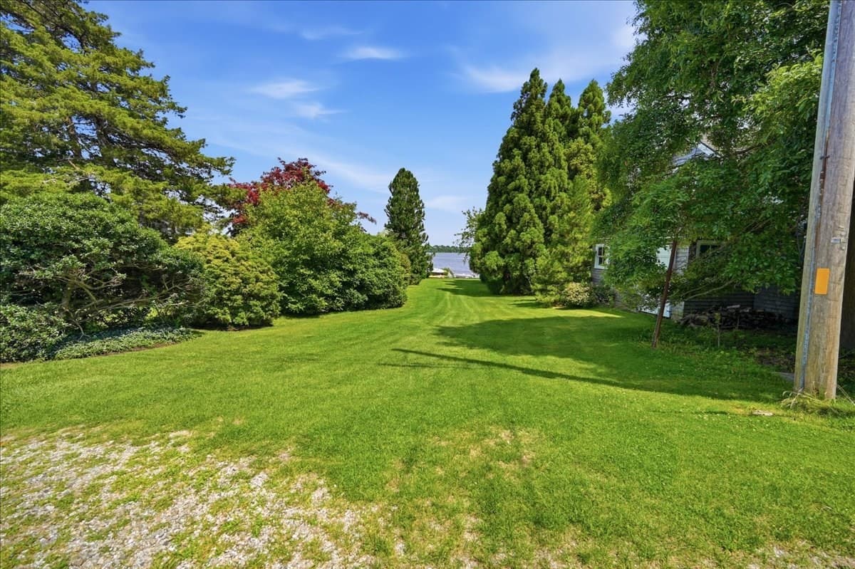 Single Family Residence at 1746E Drift Rd, Westport MA 02790, Westport, photo 23 of 28