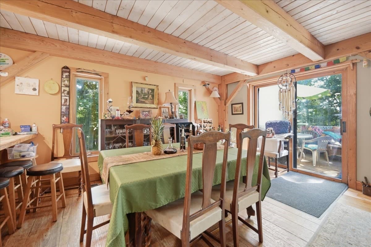 Single Family Residence at 1746E Drift Rd, Westport MA 02790, Westport, photo 19 of 28