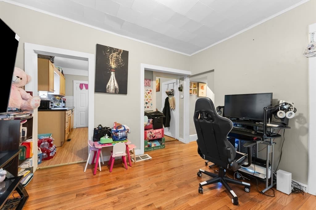 38 & 40 Hurd St, Melrose MA 02176 photo 15