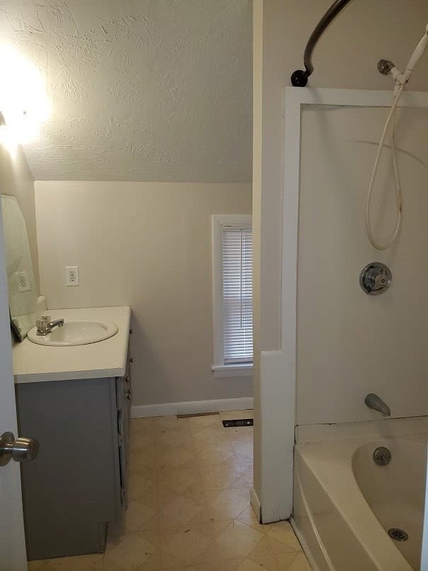 5+ Family - 5+ Units Side by Side at 13-23 B St, Northbridge MA 01588, photo 9 of 12
