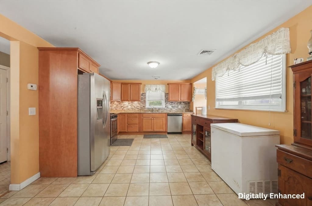 104 Stephen Street, Dartmouth MA 02748 photo 9
