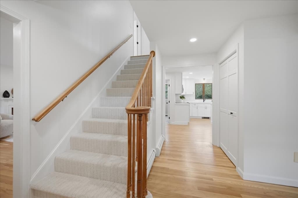 8 Tommy's Ln, Freetown MA 02717 photo 10