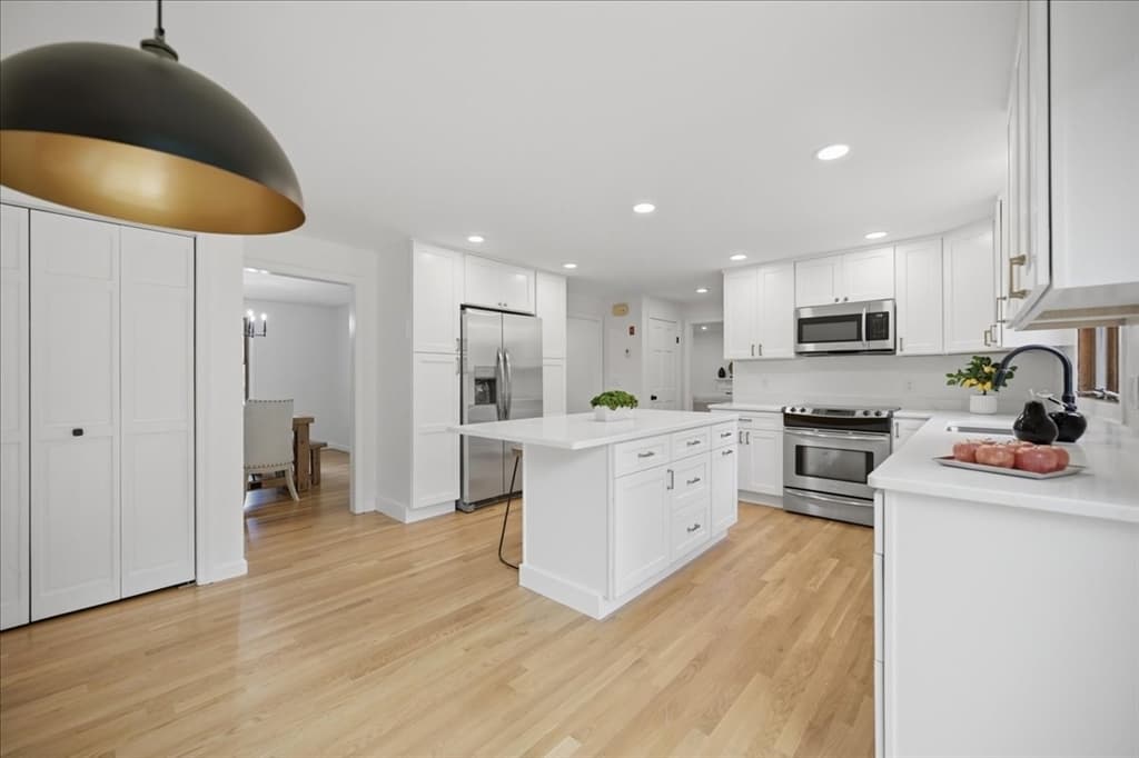 8 Tommy's Ln, Freetown MA 02717 photo 15