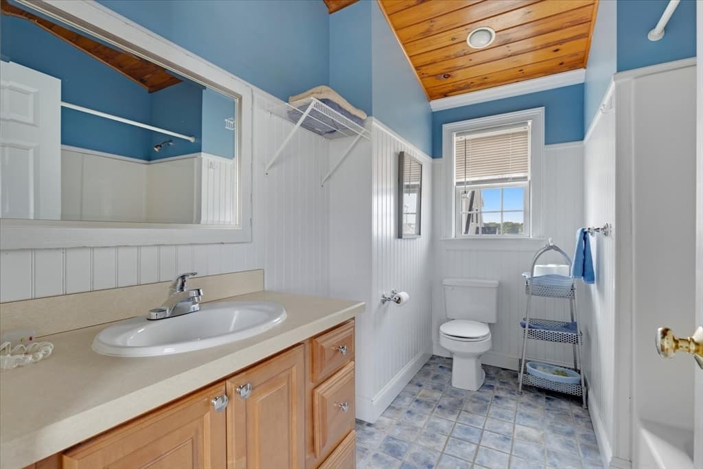 Condominium at 9 Windemere Rd # 10, Yarmouth MA 02673, photo 17 of 28