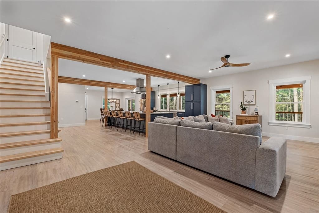 Single Family Residence at 50 Hillside Dr, Sturbridge MA 01566, Sturbridge, photo 6 of 41