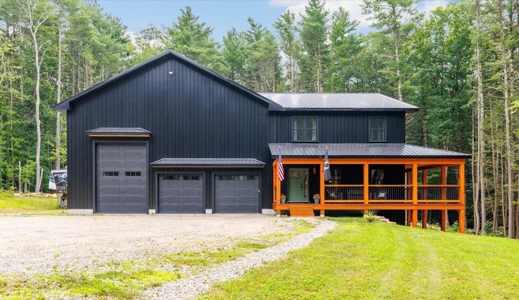 Single Family Residence at 50 Hillside Dr, Sturbridge MA 01566, Sturbridge, photo 3 of 41