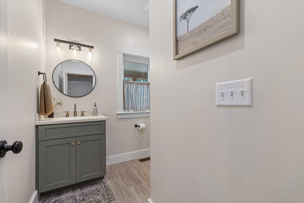 Single Family Residence at 50 Hillside Dr, Sturbridge MA 01566, Sturbridge, photo 15 of 41