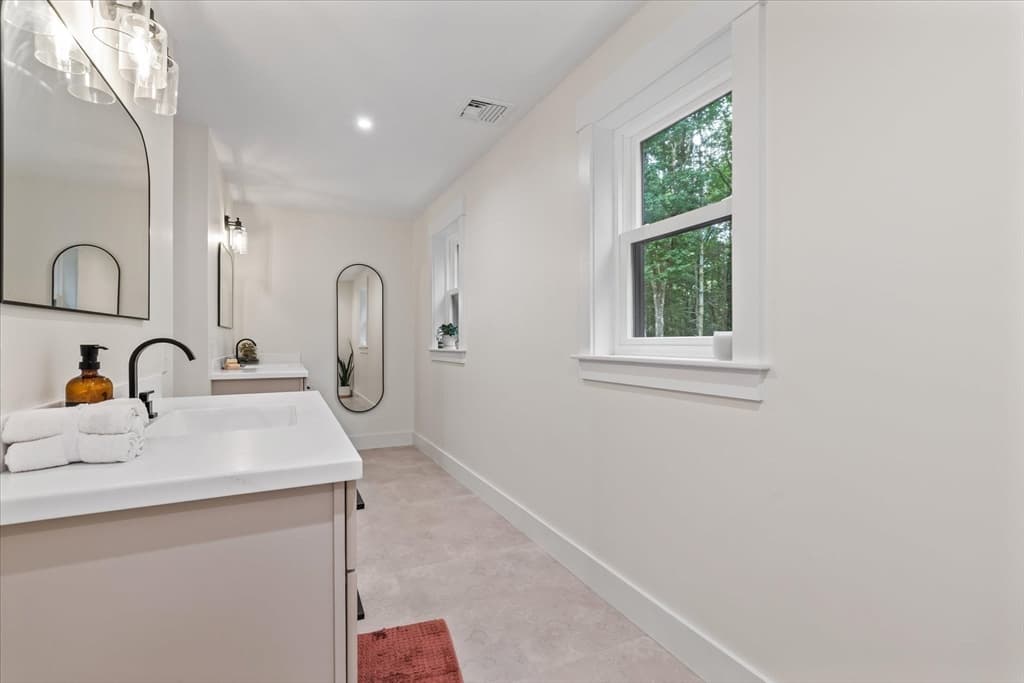 Single Family Residence at 50 Hillside Dr, Sturbridge MA 01566, Sturbridge, photo 19 of 41
