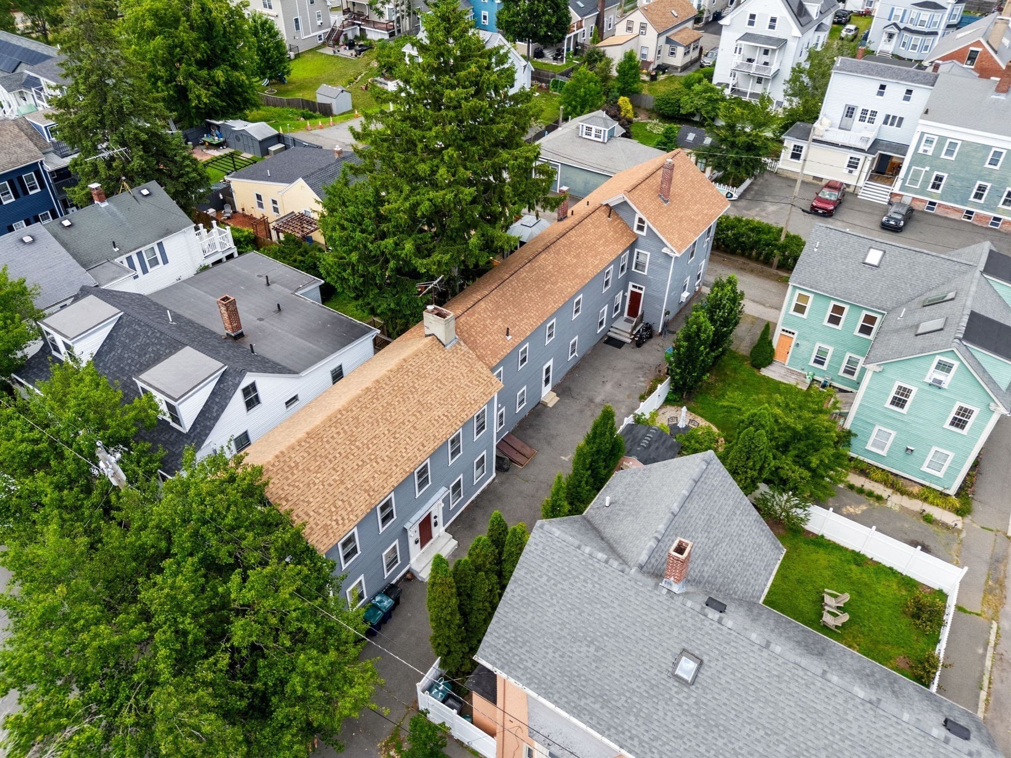8 Saunders St, Salem MA 01970