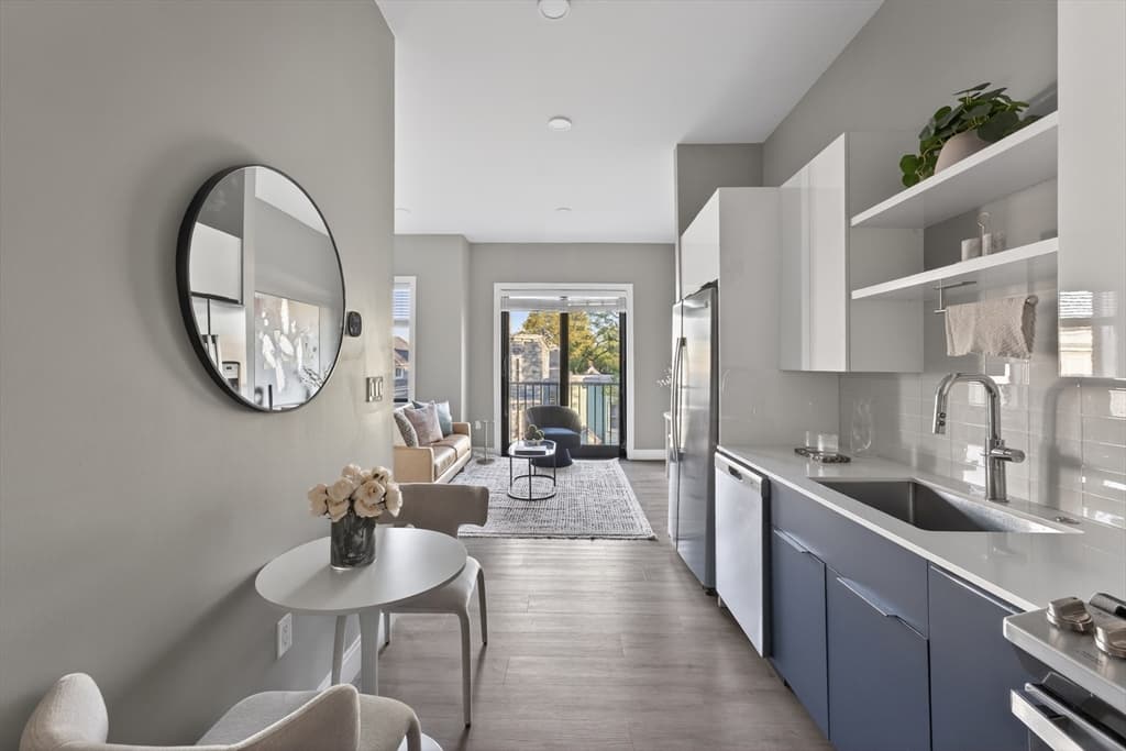 656 Saratoga # 201, Boston MA 02128 photo 7