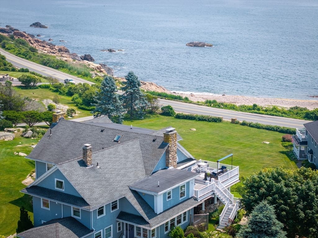 70 Grapevine Road # B, Gloucester MA 01930