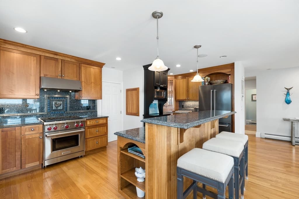 70 Grapevine Road # B, Gloucester MA 01930 photo 11