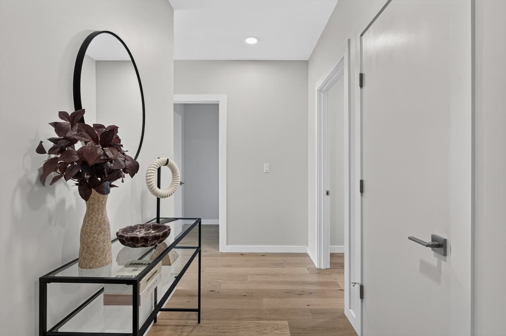 Condominium at 2-10 Maverick Sq, Boston MA 02128, Boston, photo 16 of 27