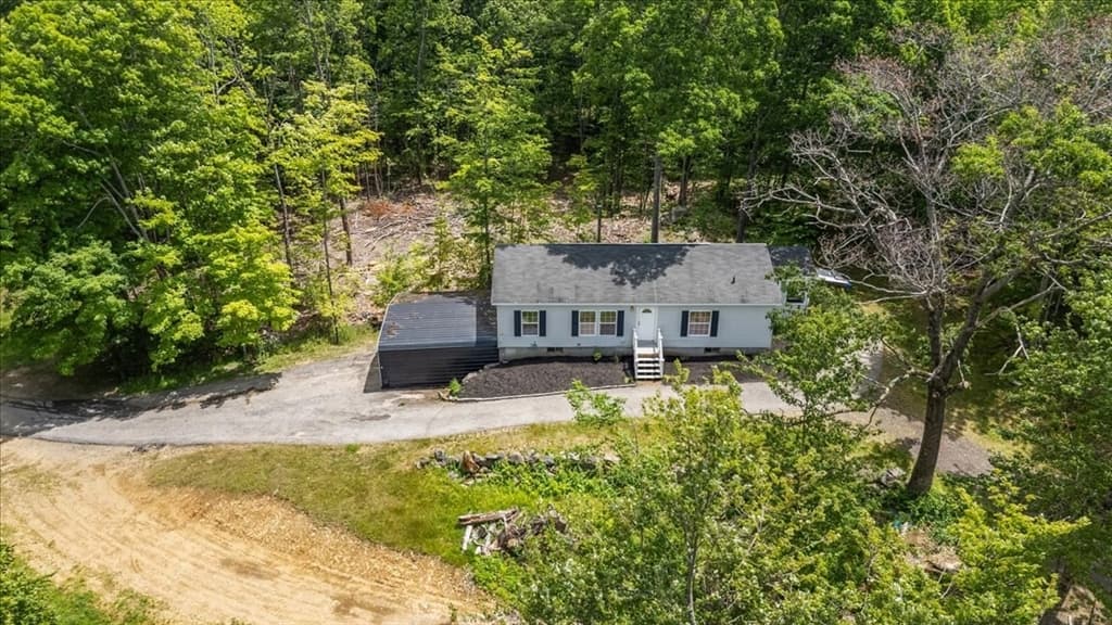 98 Hurricane Rd, Belmont NH 03220 photo 5