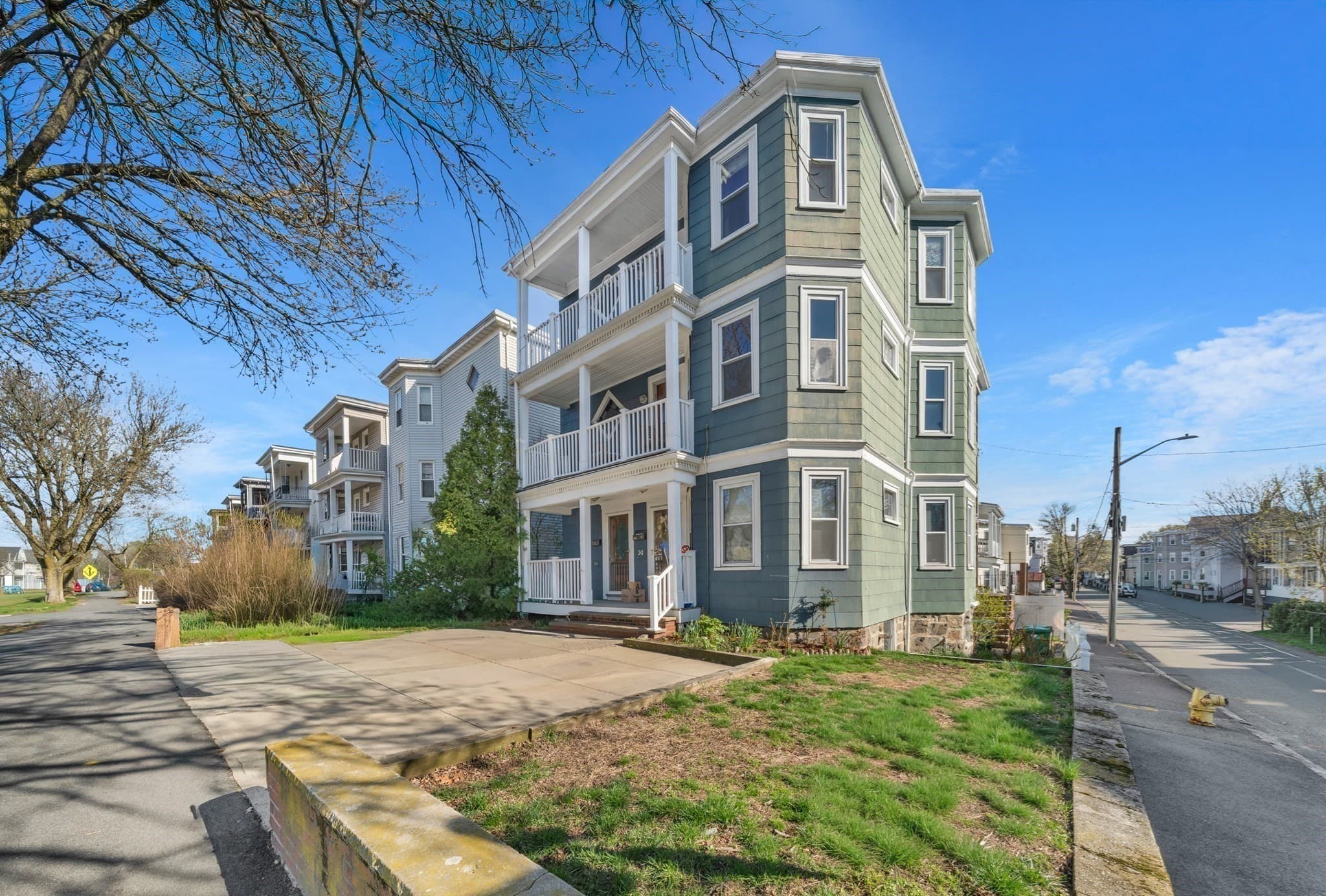 Condominium at 154 Fellsway W # 3, Medford MA 02155, photo 2 of 24