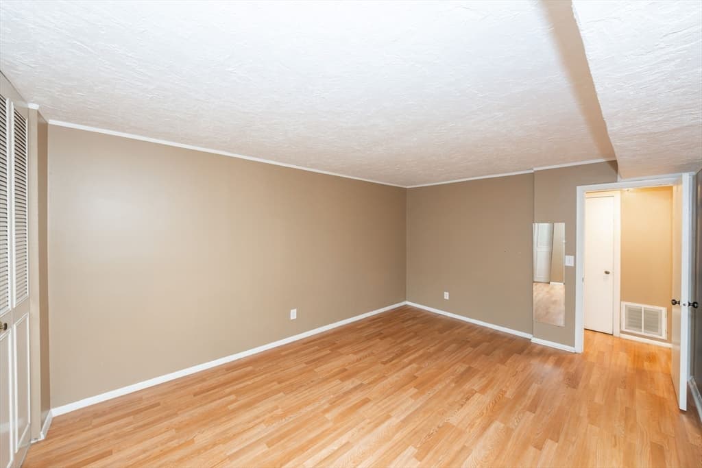 30 Shrewsbury Greens Dr # G, Shrewsbury MA 01545 photo 15
