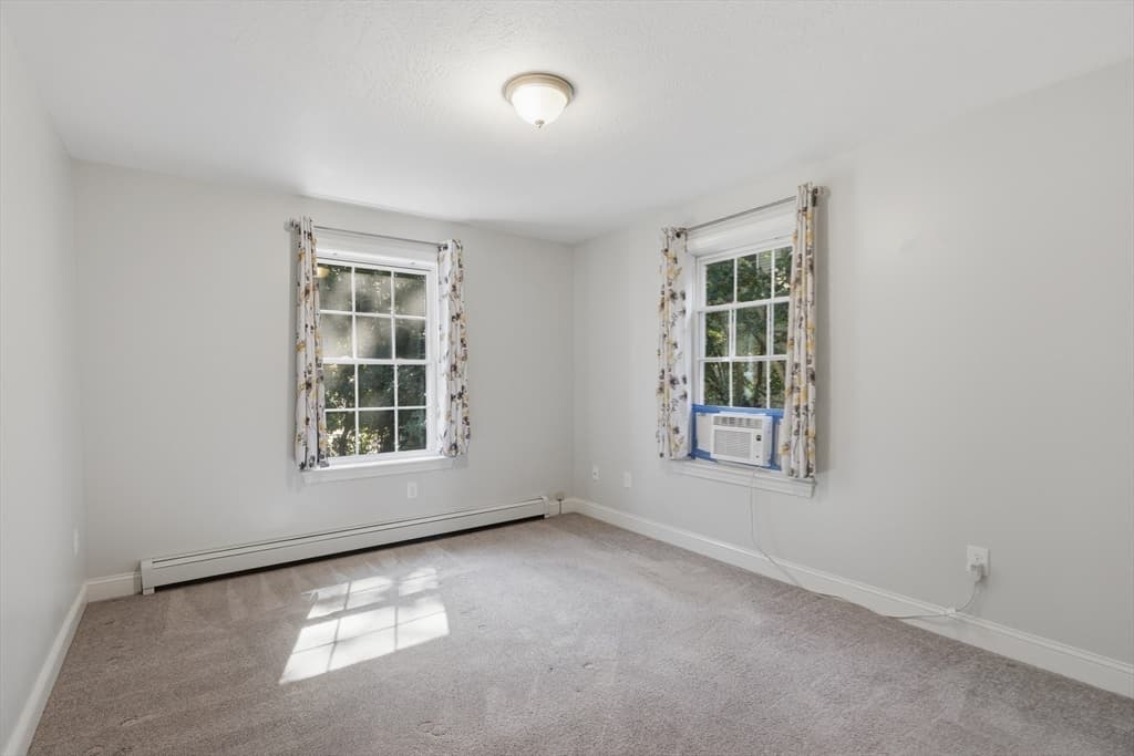 2 Evelyn Avenue, Raymond NH 03077 photo 16