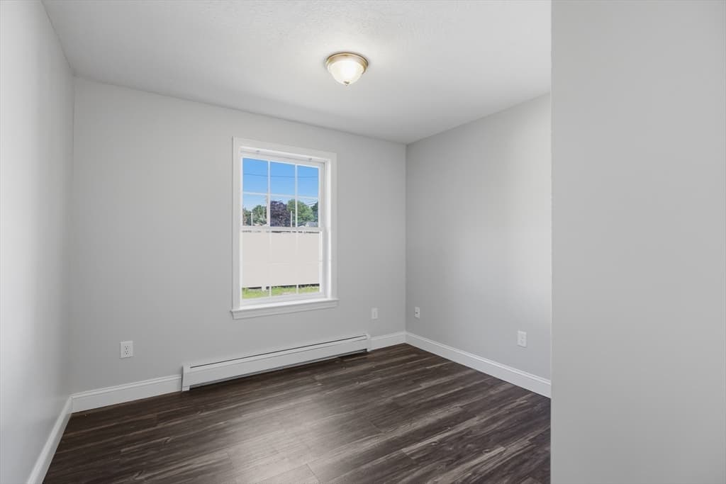 2 Evelyn Avenue, Raymond NH 03077 photo 12