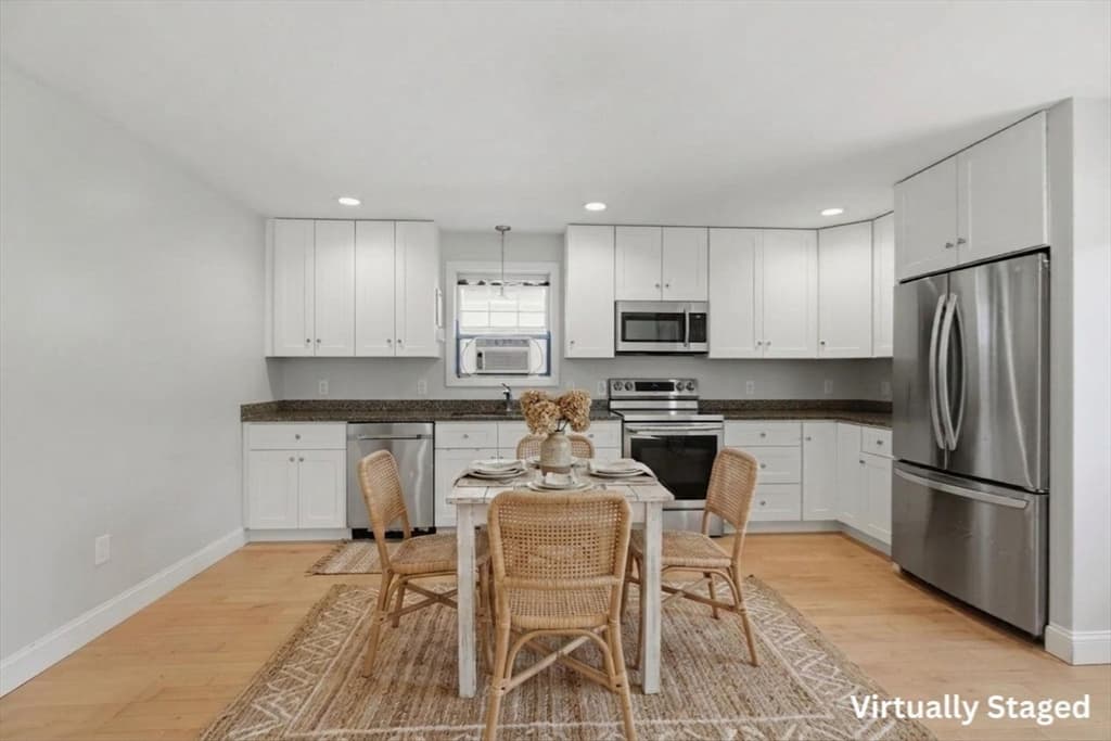 2 Evelyn Avenue, Raymond NH 03077 photo 9