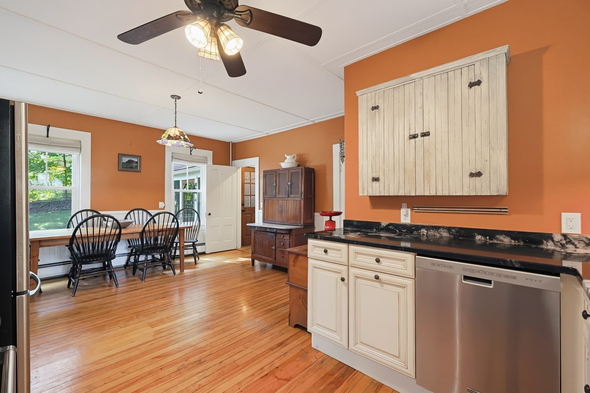 Single Family Residence at 19 King St, Groveland MA 01834, photo 13 of 35