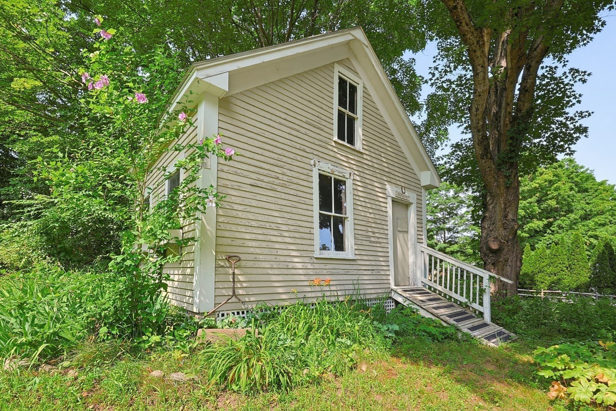 Single Family Residence at 19 King St, Groveland MA 01834, photo 33 of 35
