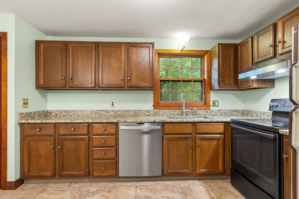 653 Townsend Road, Groton MA 01450 photo 12