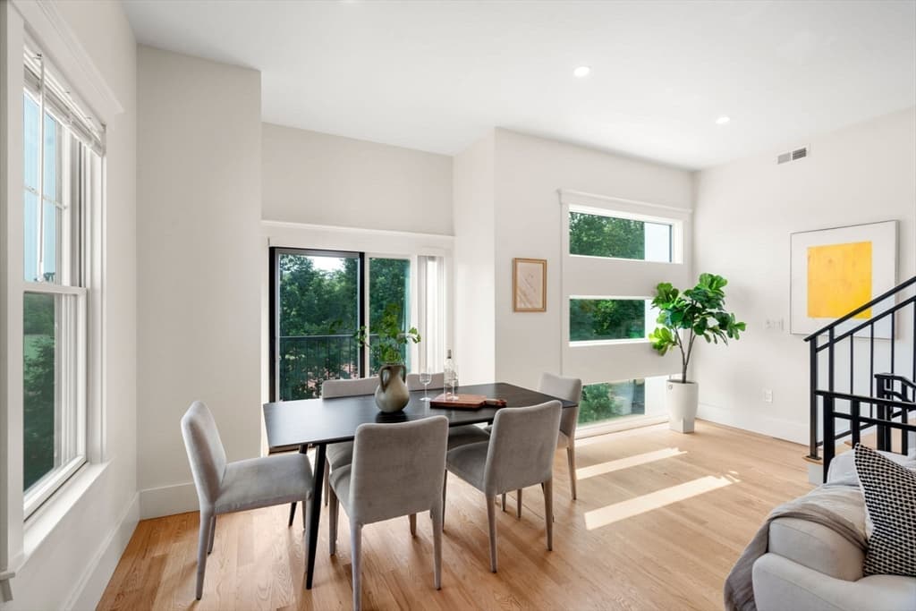 57-59 Highland Rd # 59, Brookline MA 02445 photo 5