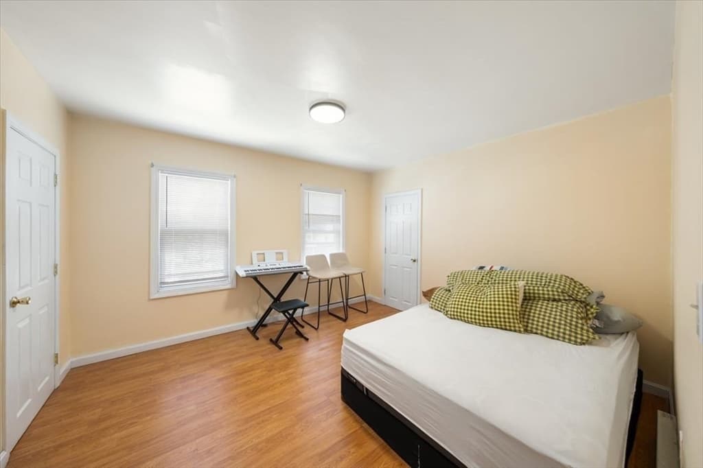 56-58 Pine St, Lowell MA 01851 photo 6