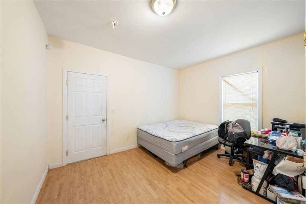 56-58 Pine St, Lowell MA 01851 photo 16