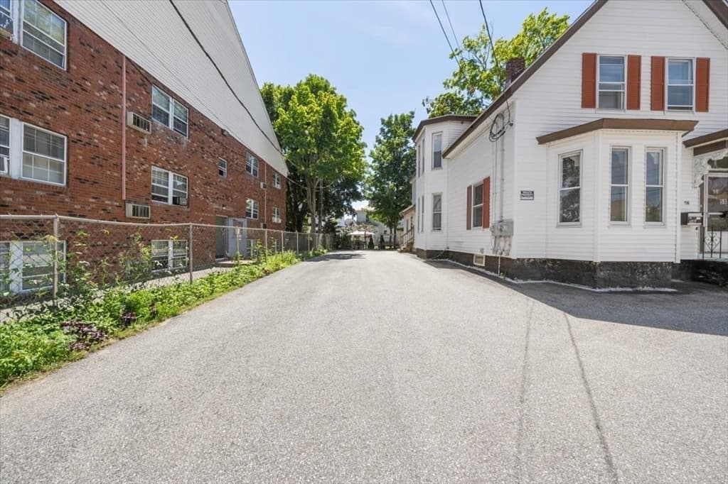 56-58 Pine St, Lowell MA 01851 photo 28