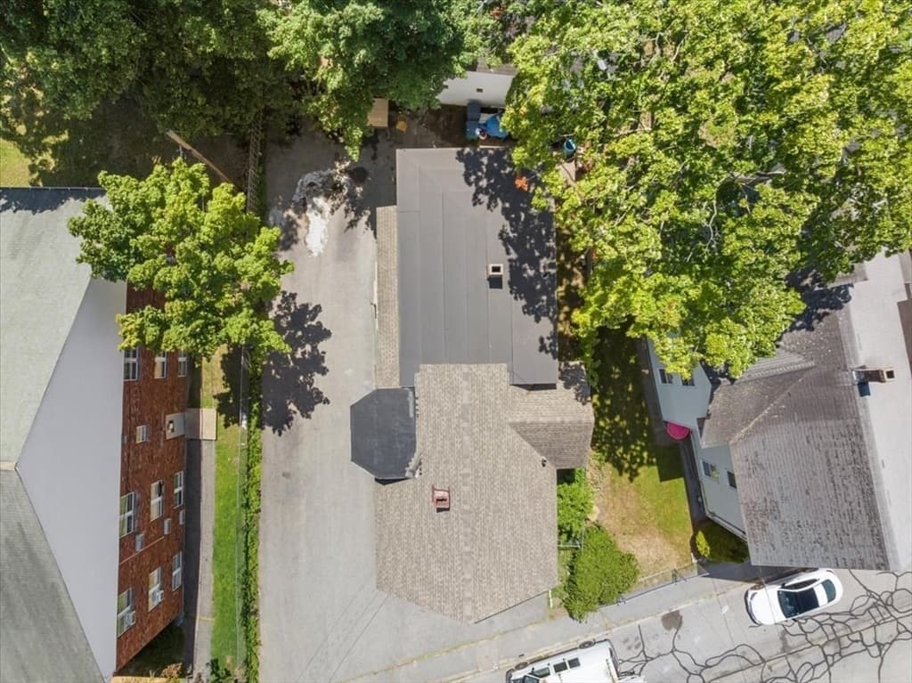 56-58 Pine St, Lowell MA 01851 photo 24