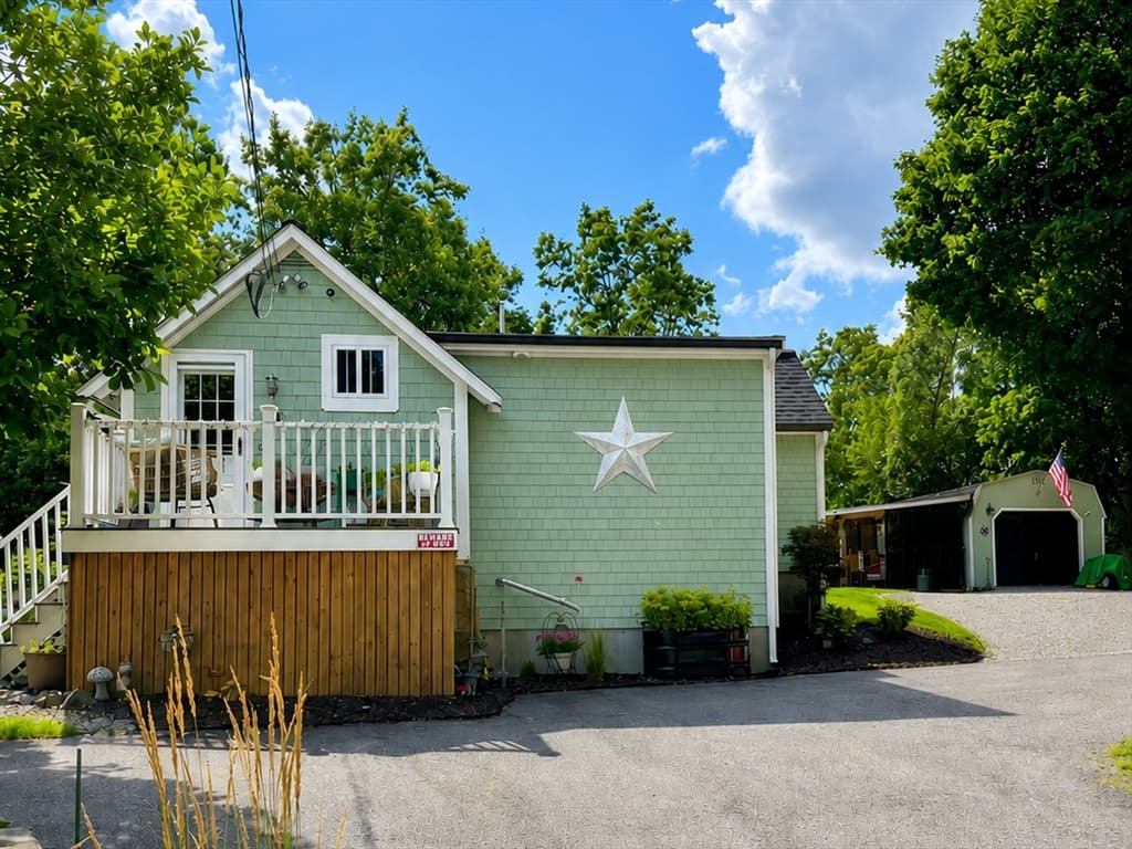 978 Main St, Hanover MA 02339