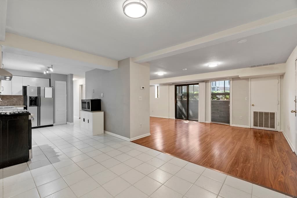 Condominium at 1461 Pawtucket Blvd # 4, Lowell MA 01854, Lowell, photo 6 of 17