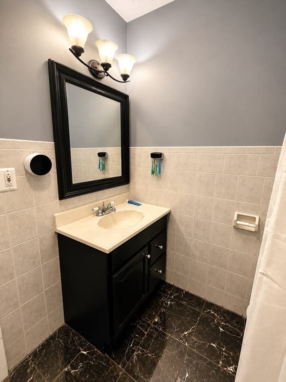 209 Fayette St, Lynn MA 01902 photo 27
