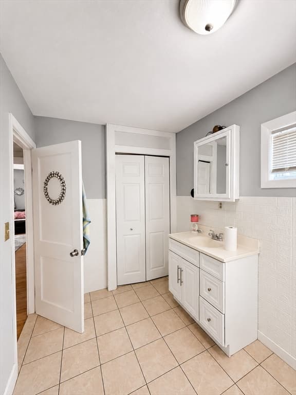 209 Fayette St, Lynn MA 01902 photo 17
